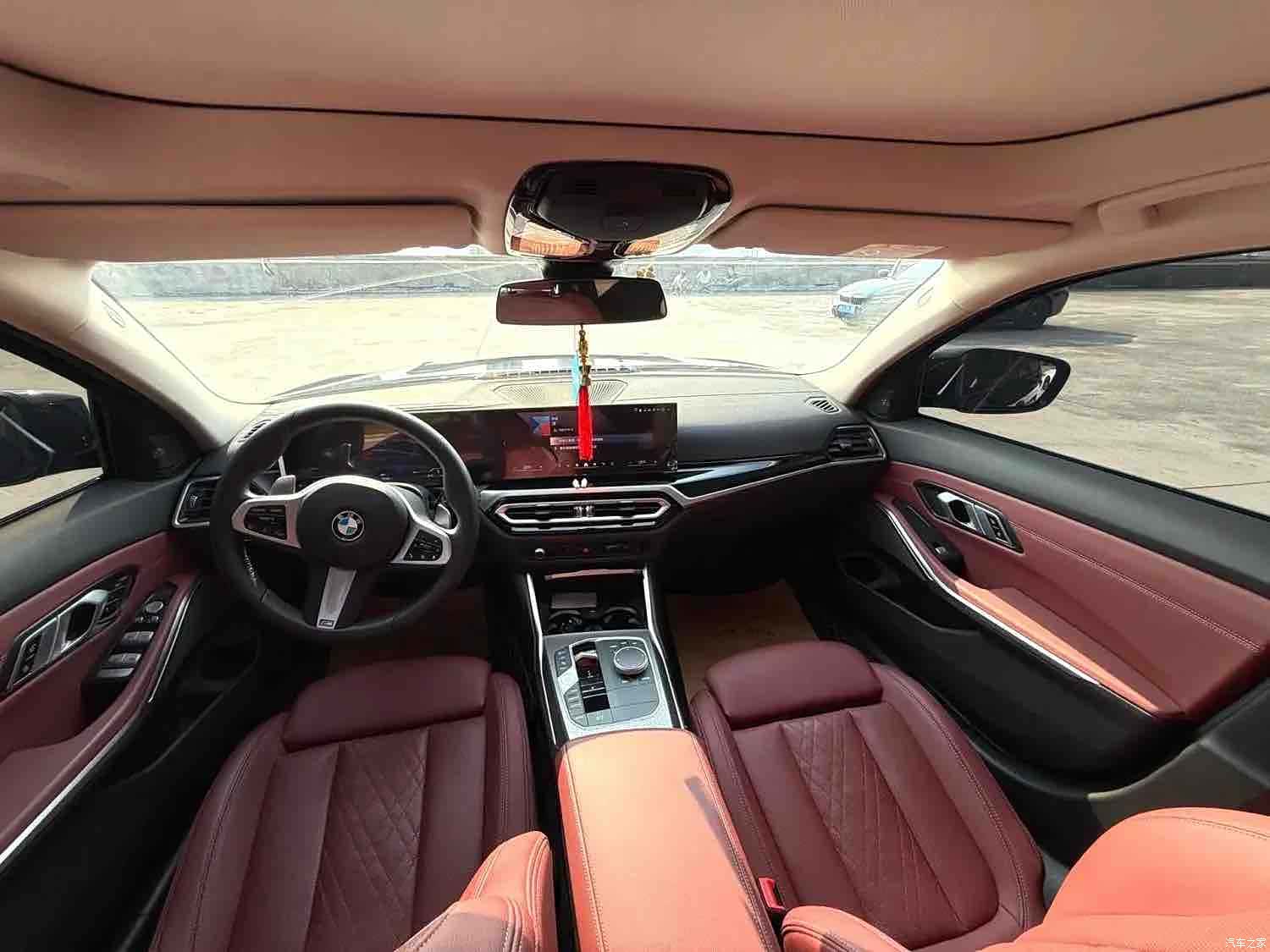 BMW 3 Series, 2024 все фото