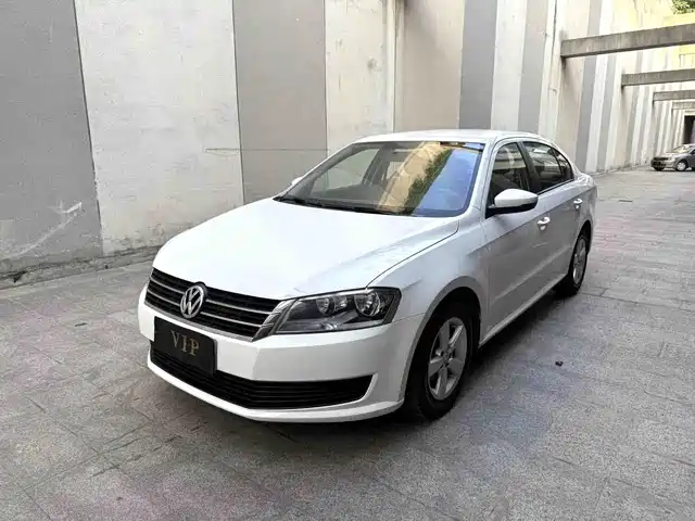 Volkswagen Lavida 2017 — купить из Китая под заказ