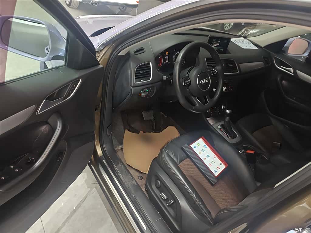 Audi Q3, 2018 13