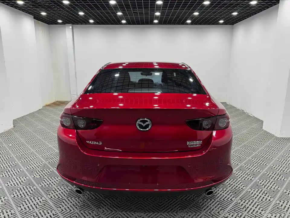 Mazda 3 Angkesaila