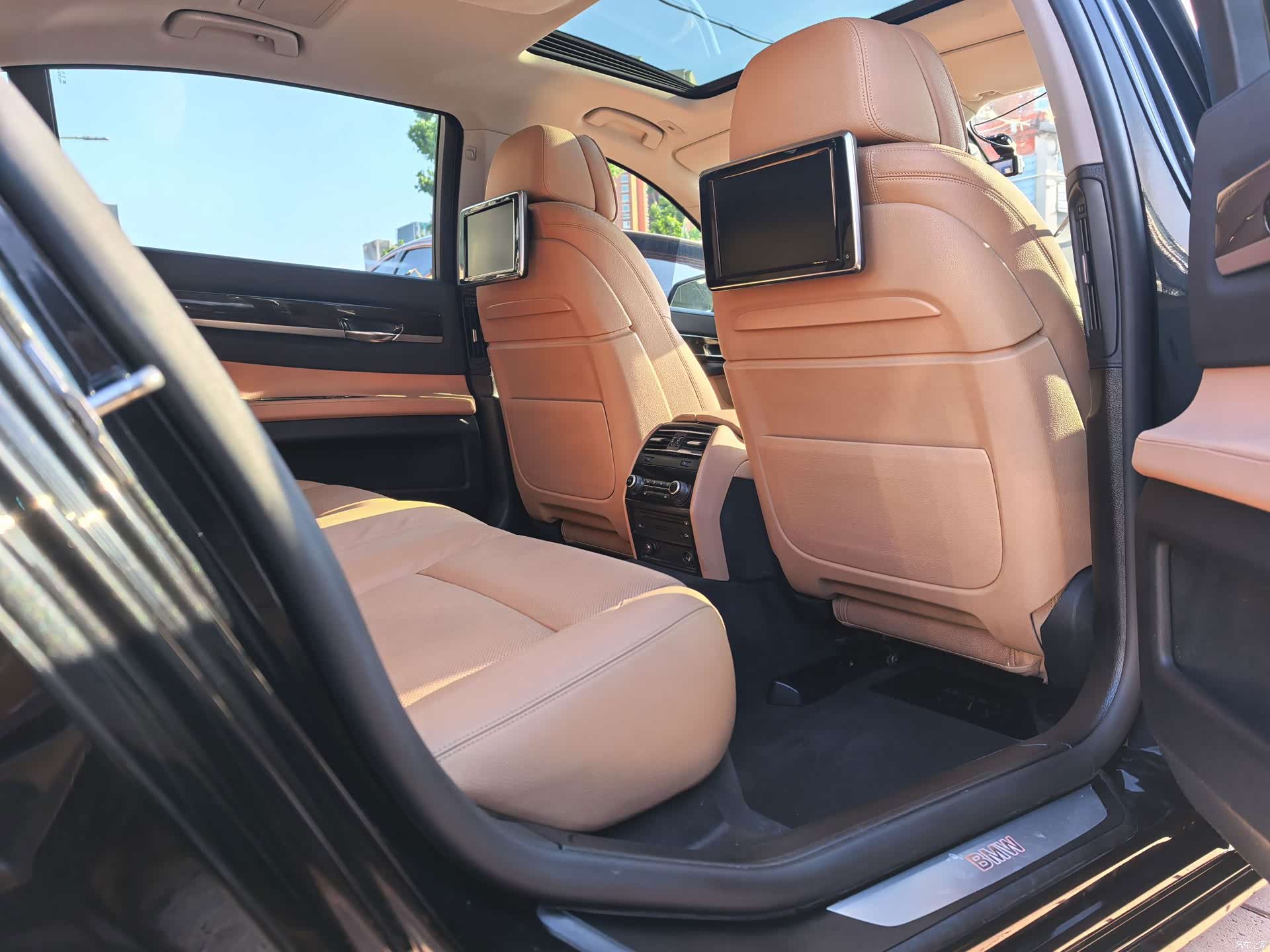 BMW 7 Series, 2015 10