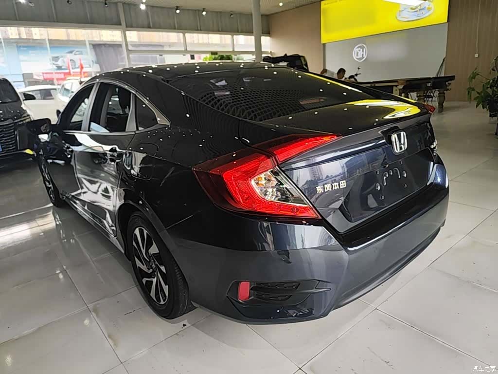 Honda Civic, 2018 все фото