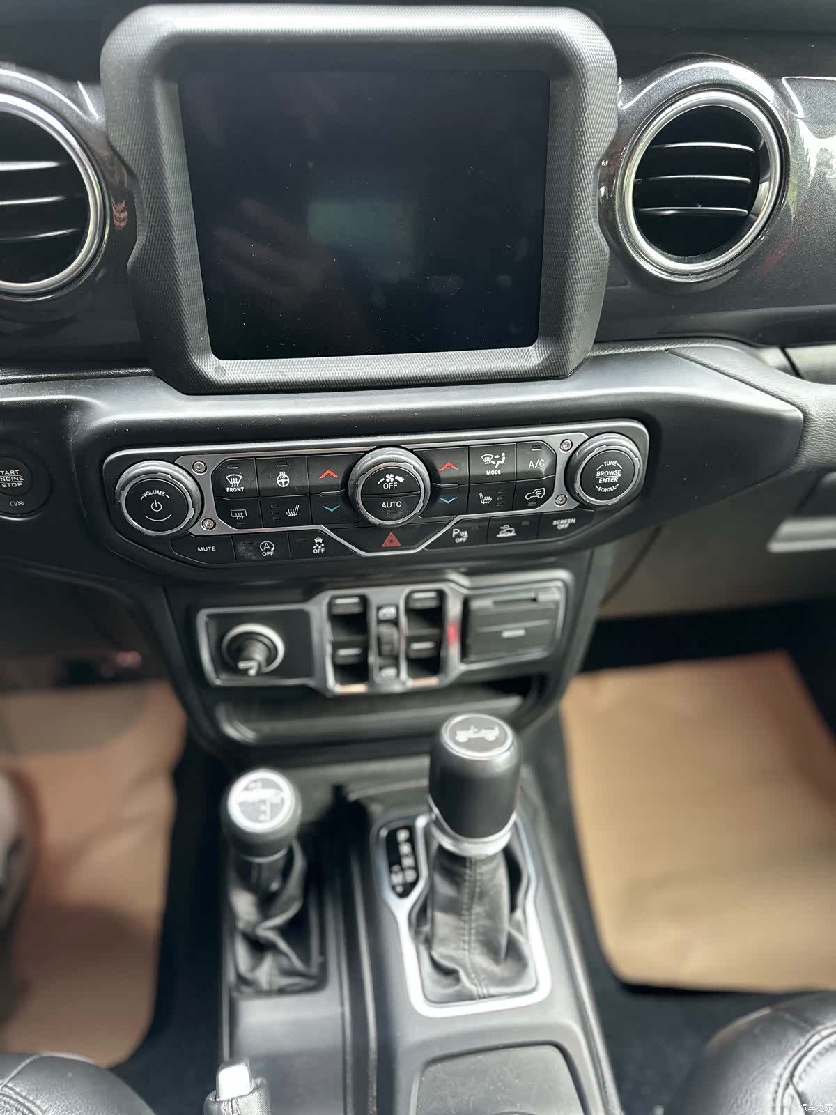Jeep Wrangler, 2022 20