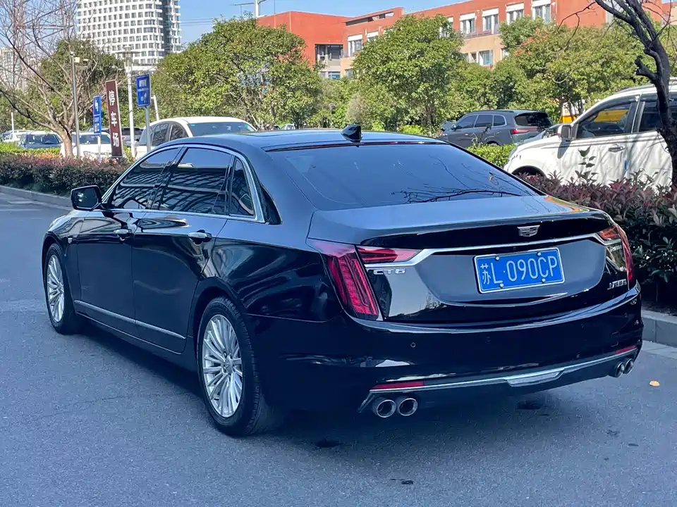 Cadillac CT6