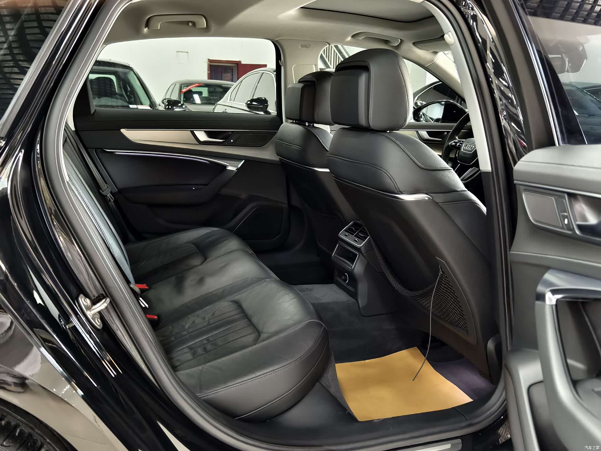 Audi A6L, 2020 7