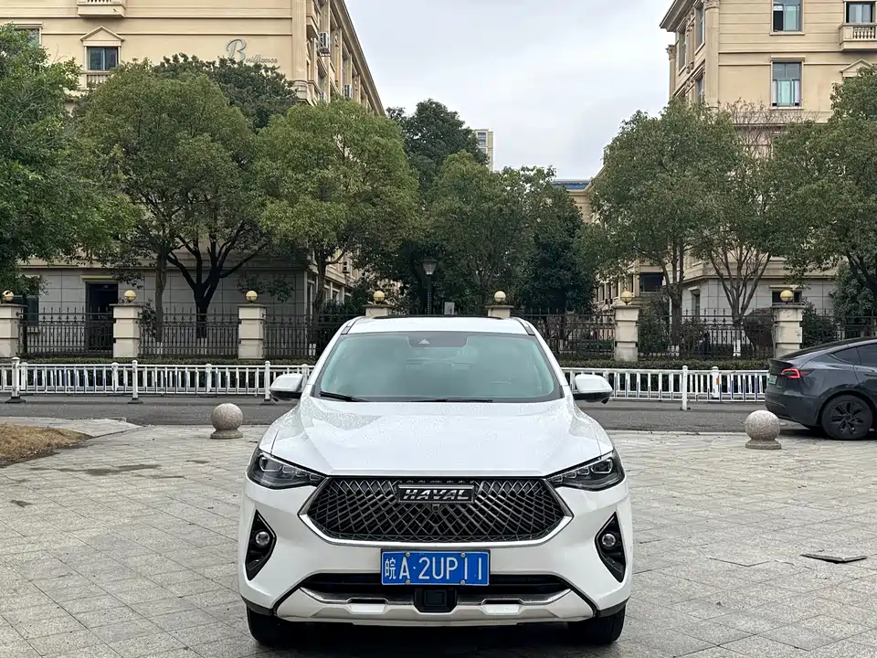 Haval F7