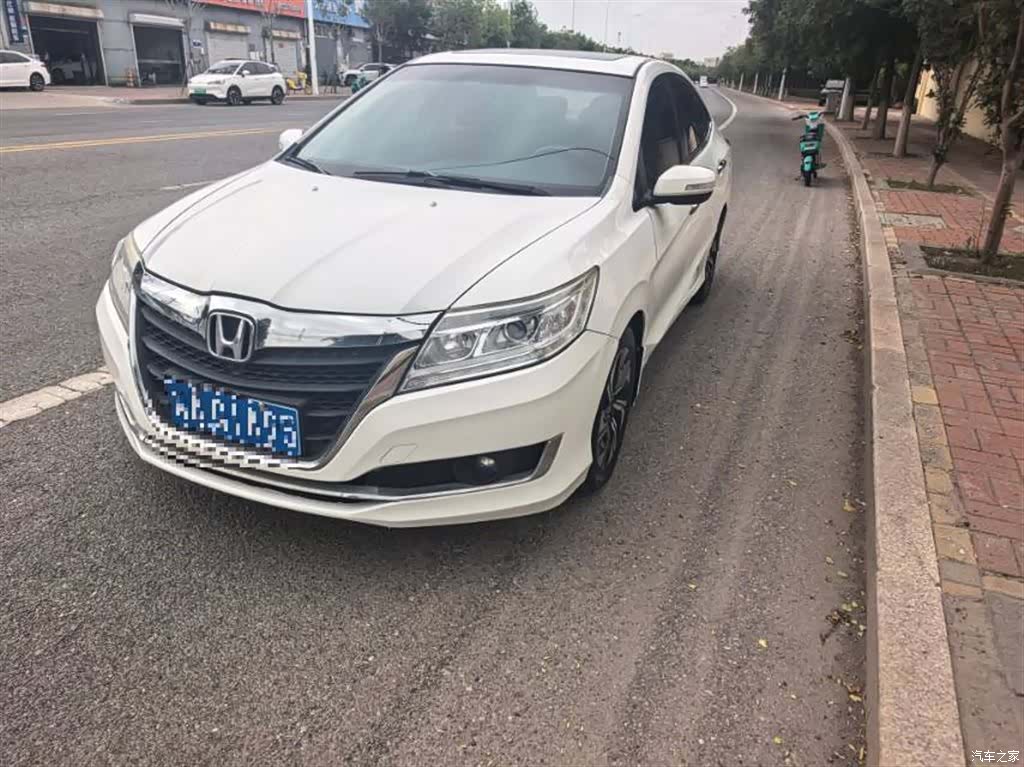 Honda Crider, 2017 1