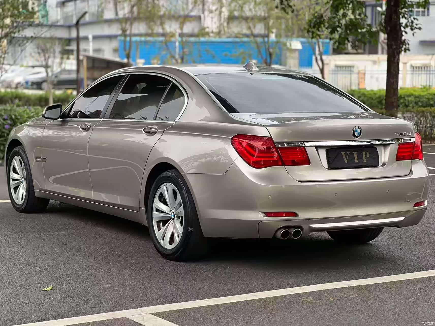 BMW 7 Series, 2012 6