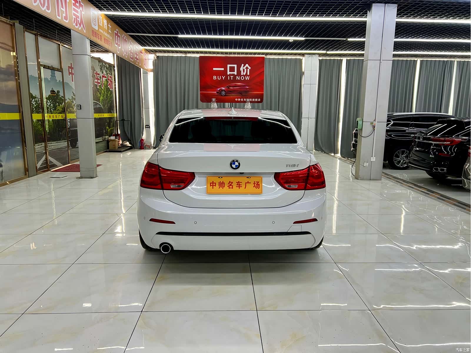 BMW 1 Series, 2017 все фото