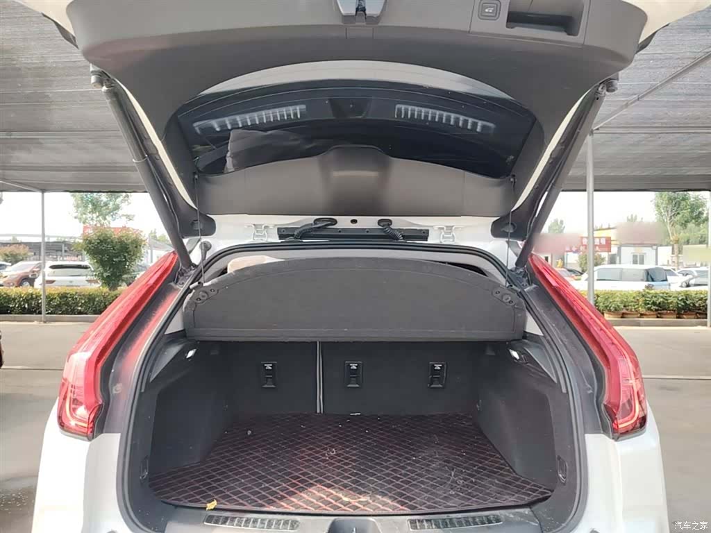 Cadillac XT4, 2019 19