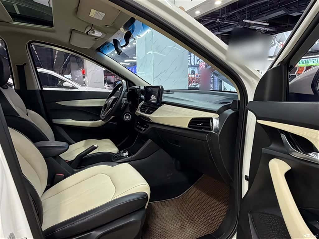 Wuling 360, 2018 2