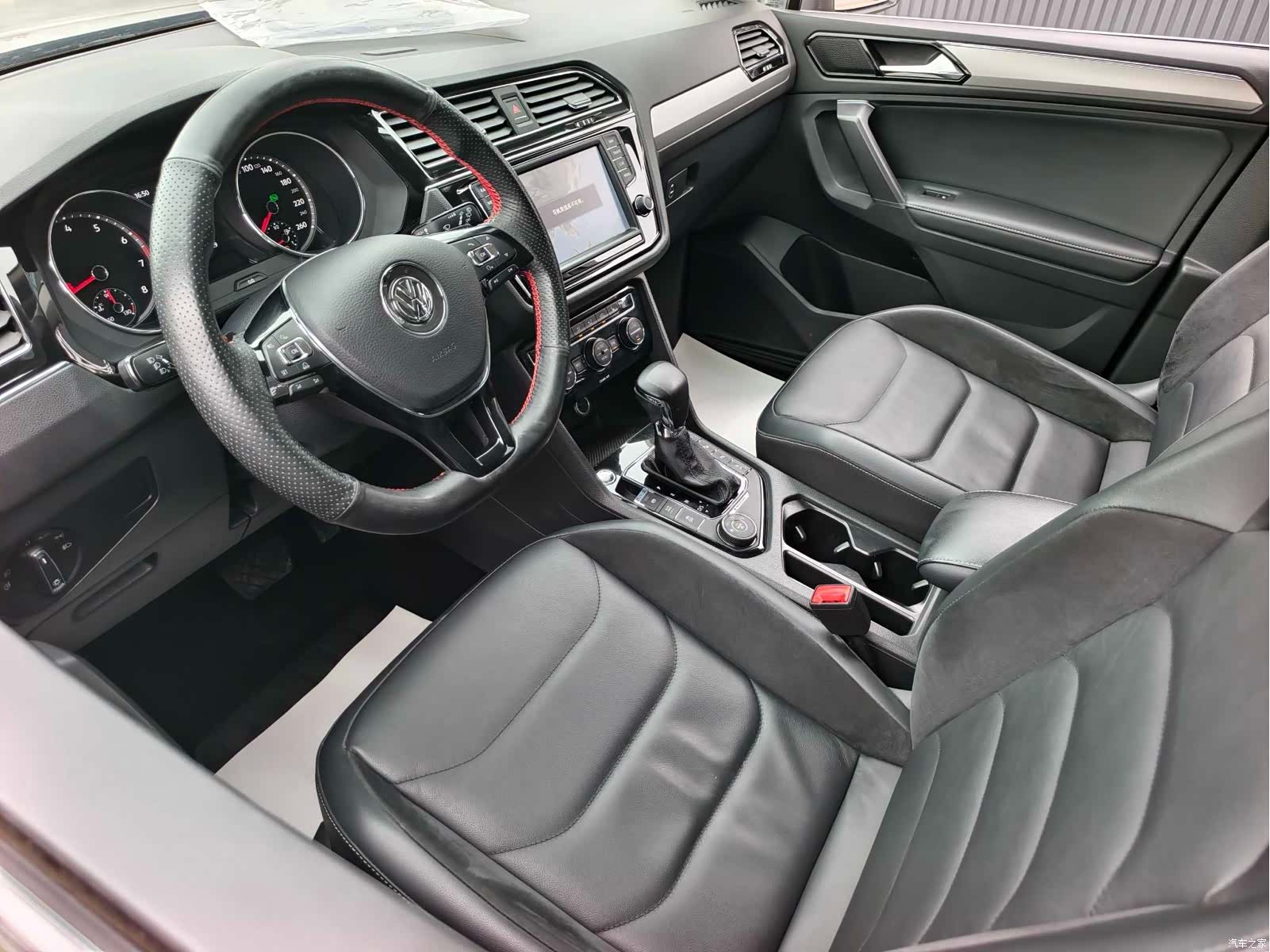 Volkswagen Tiguan L, 2017 10
