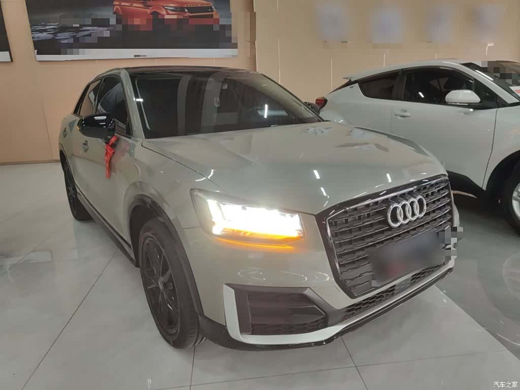 Audi Q2L, 2019 20