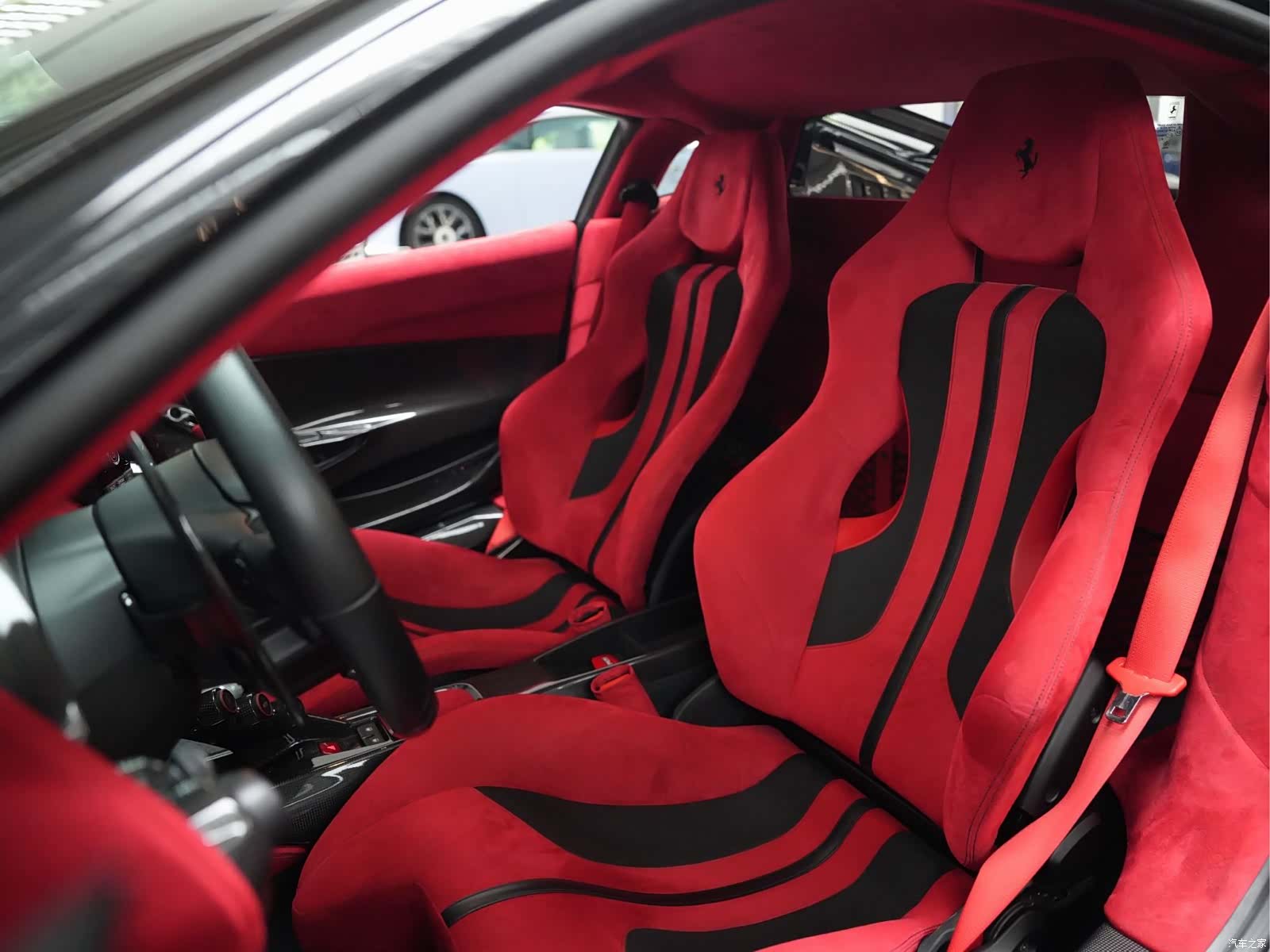 Ferrari 488, 2019 11