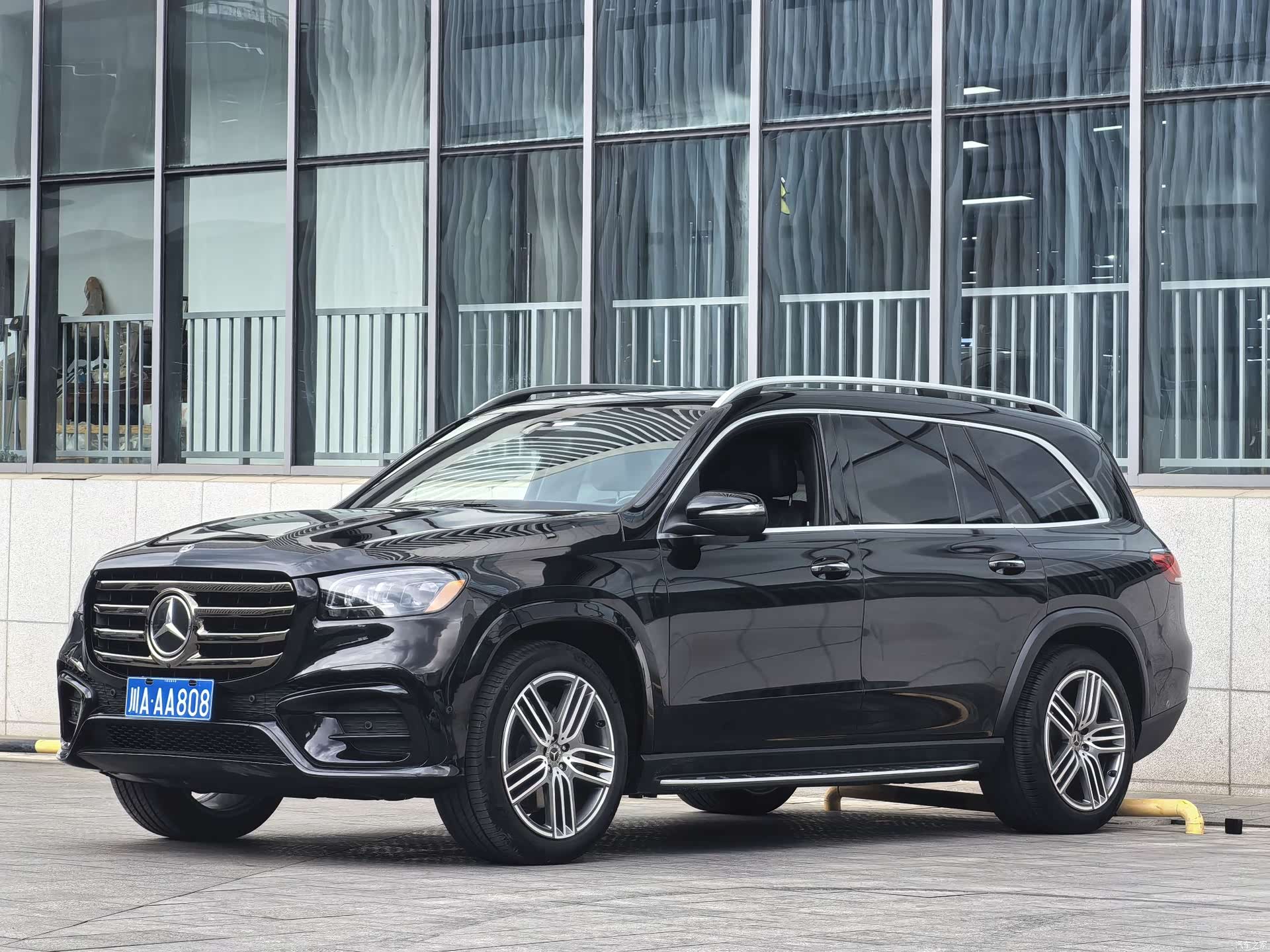 Mercedes-Benz GLS, 2025 3
