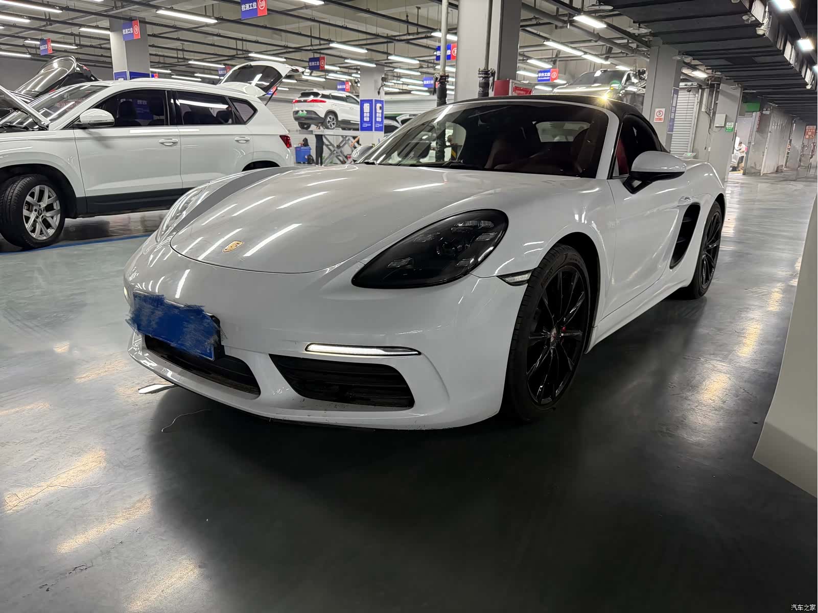 Porsche Boxster, 2018 1