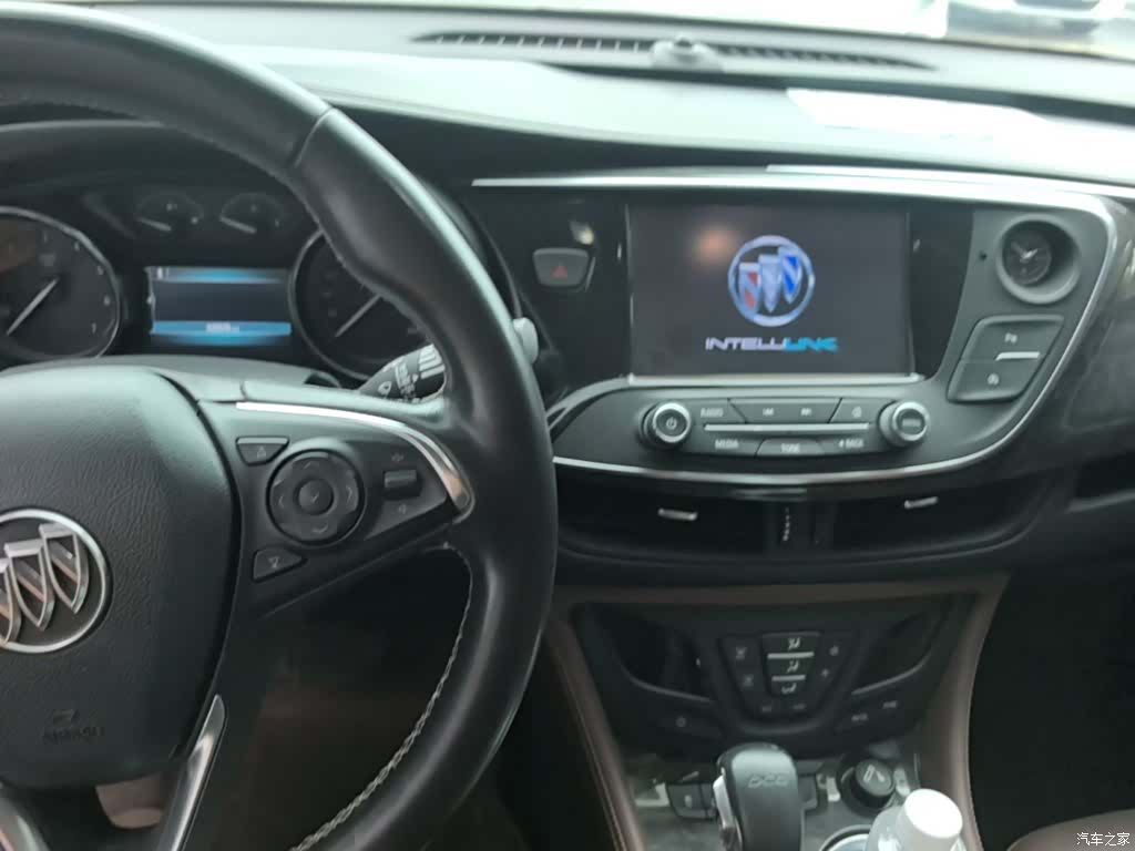 Buick Envision Plus, 2015 10