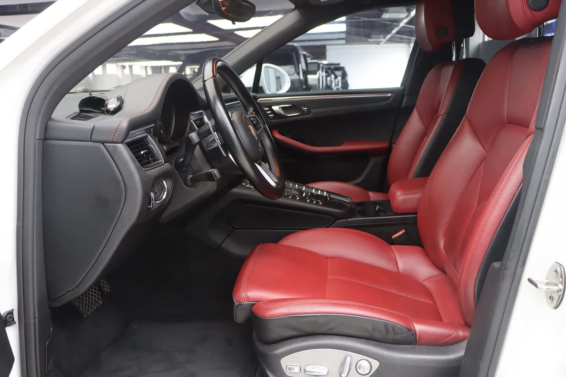 Porsche Macan, 2017 10
