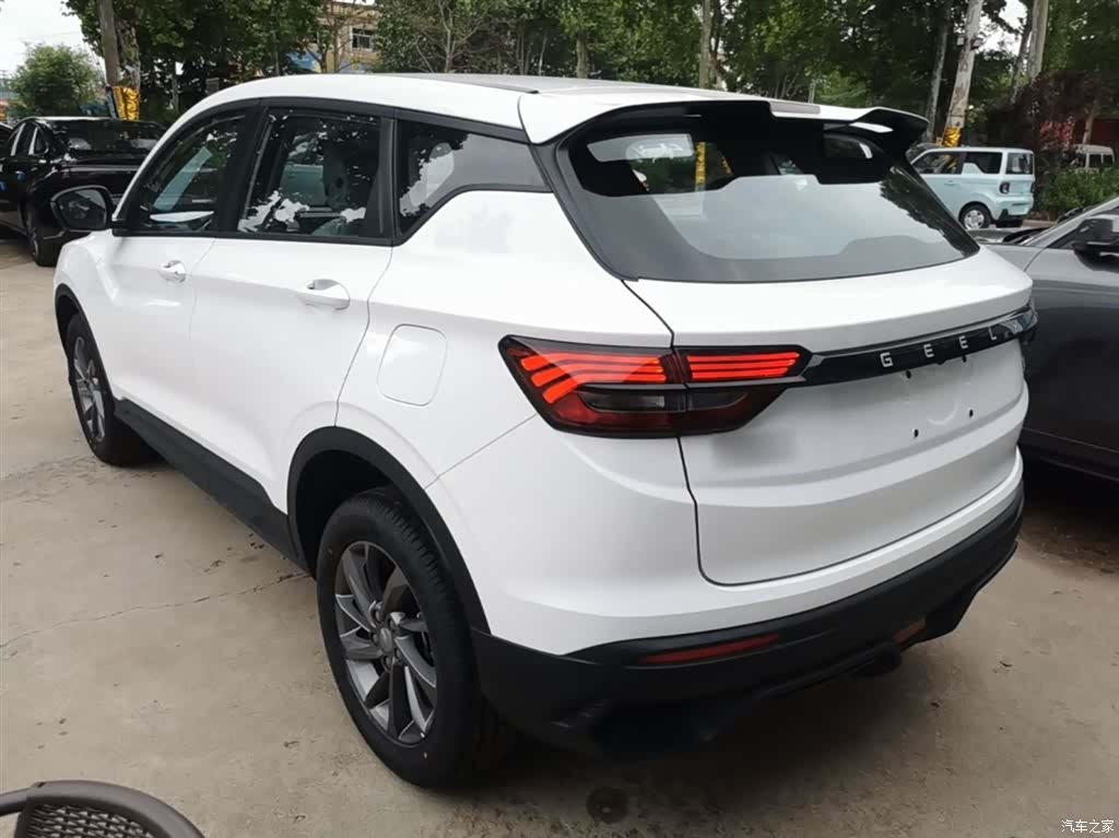 Geely Coolray, 2026 все фото