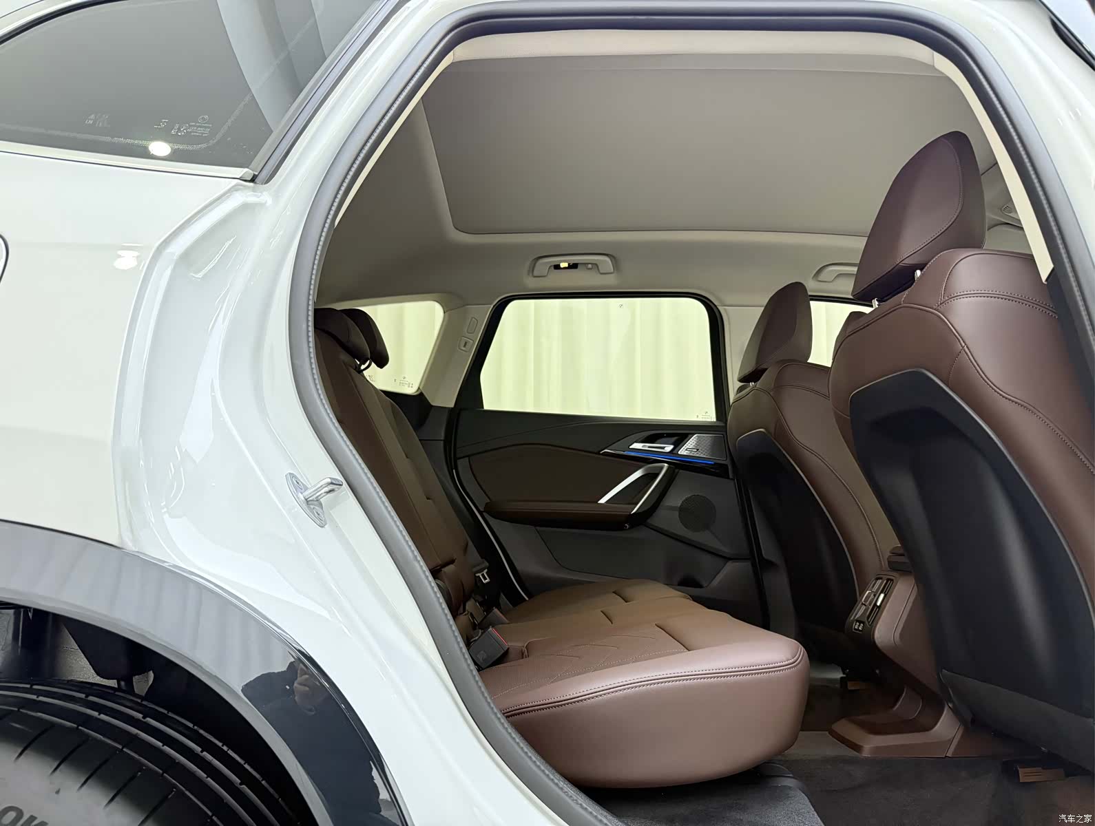 BMW X1, 2025 10