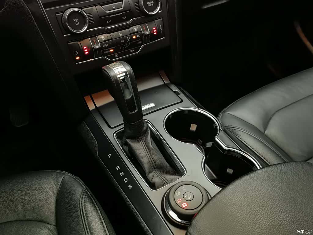 Ford Explorer, 2018 13