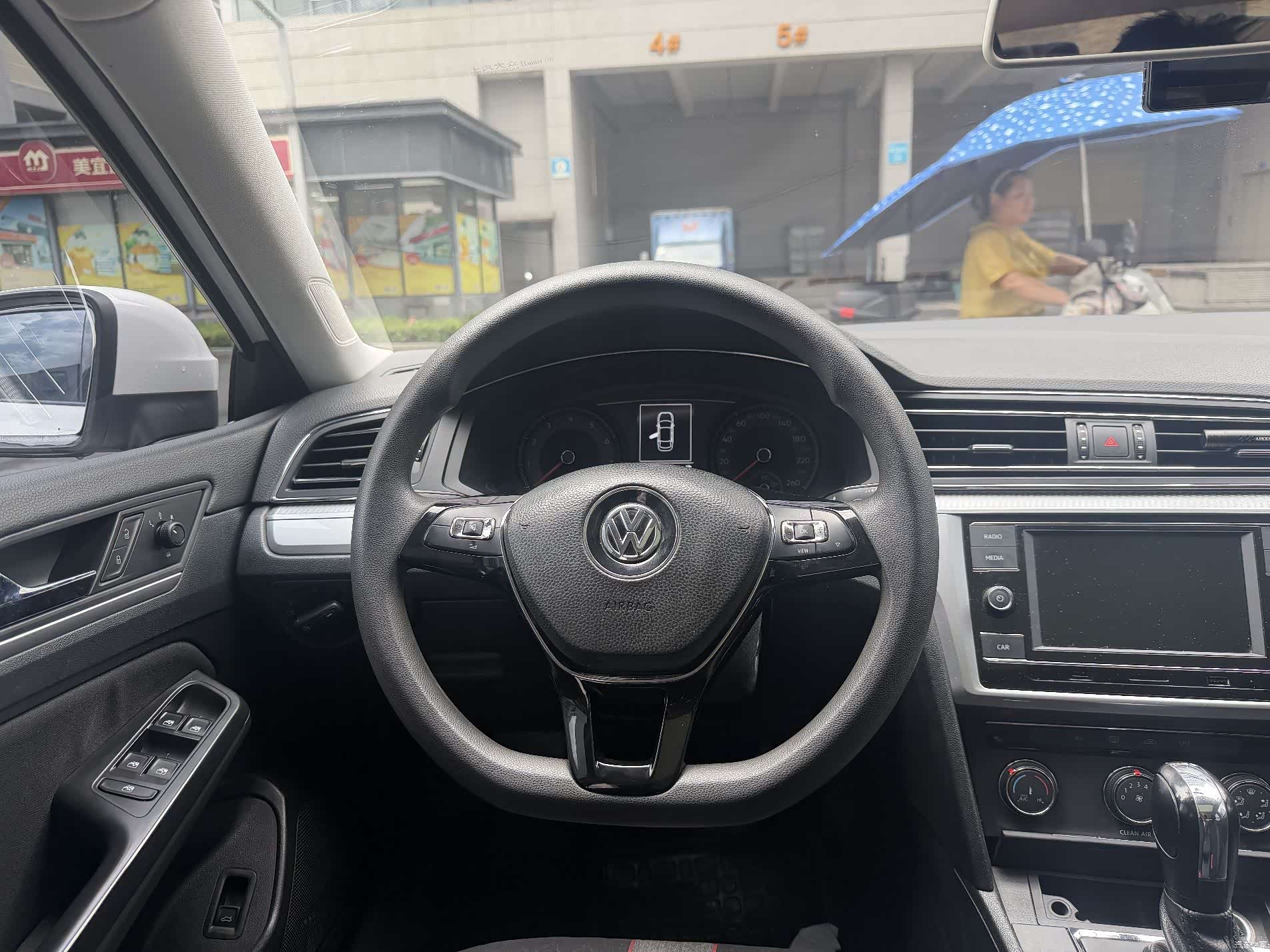 Volkswagen Lamando, 2019 4
