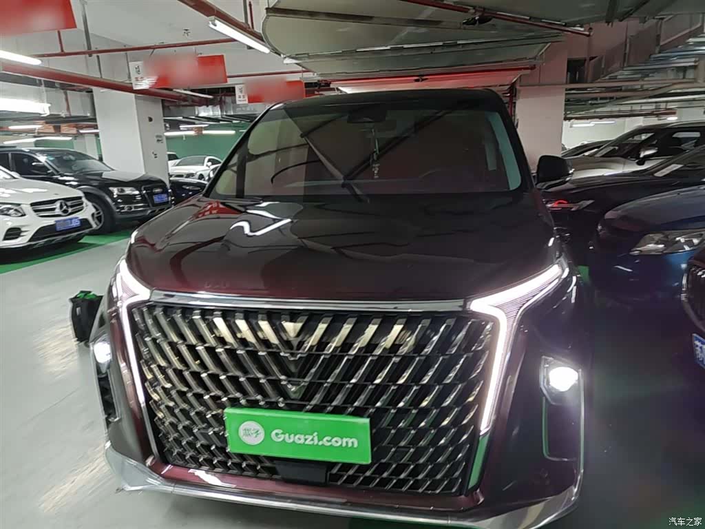 Maxus G90, 2022 3
