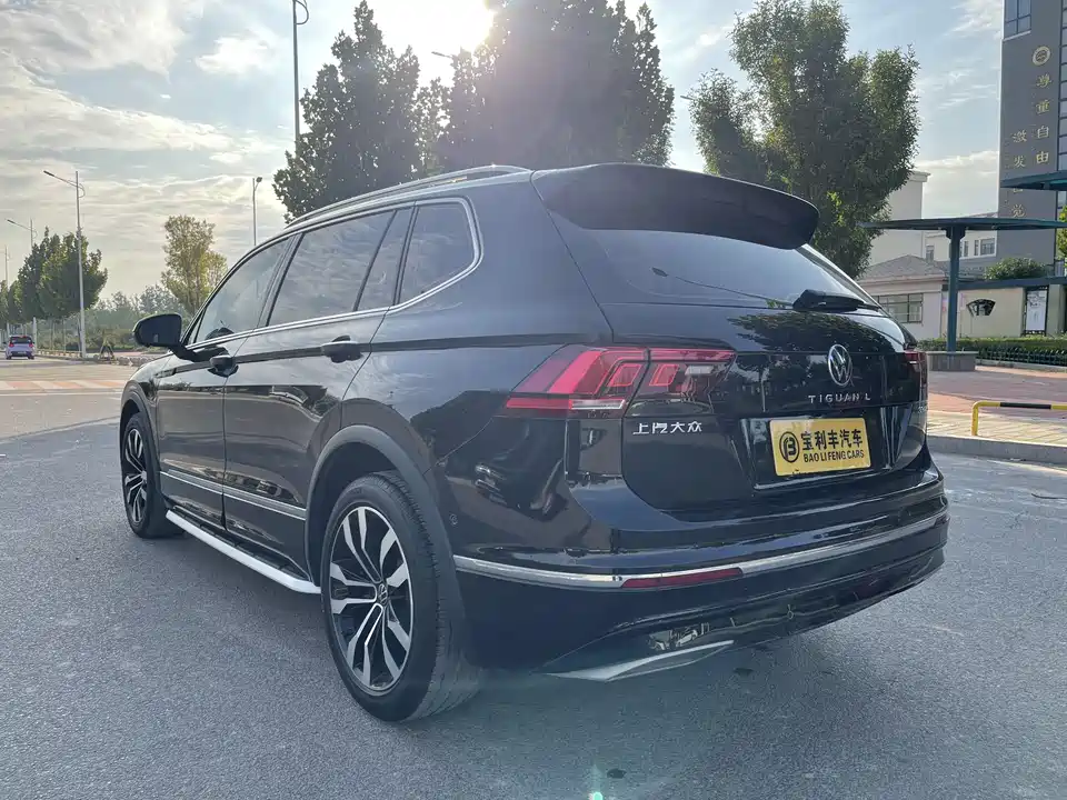 Volkswagen Tiguan L