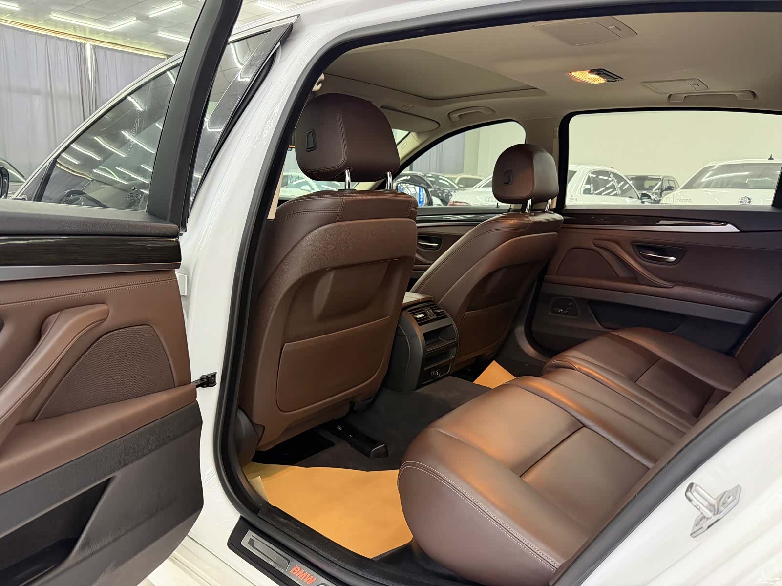 BMW 5 Series, 2016 все фото
