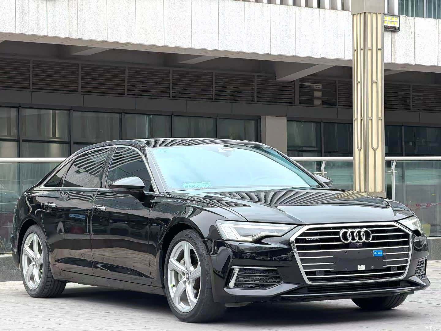 Audi A6L, 2019 3