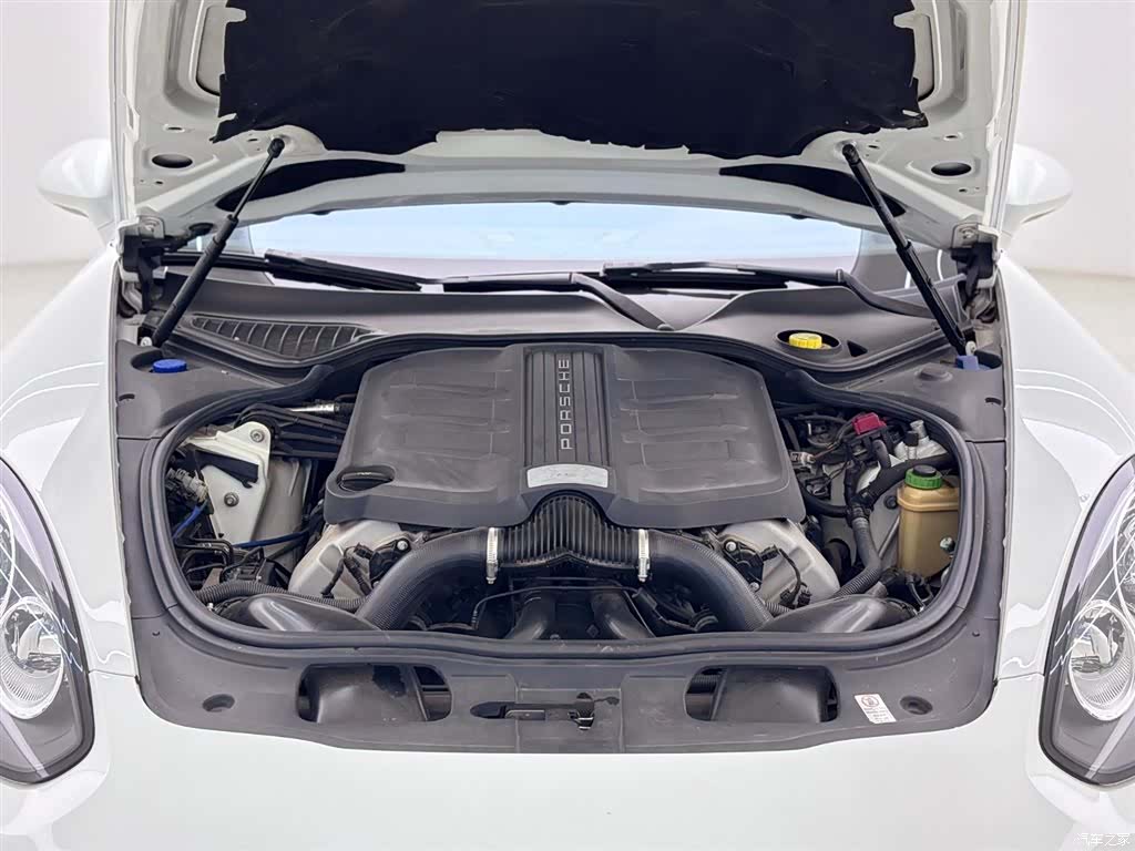 Porsche Panamera, 2015 2