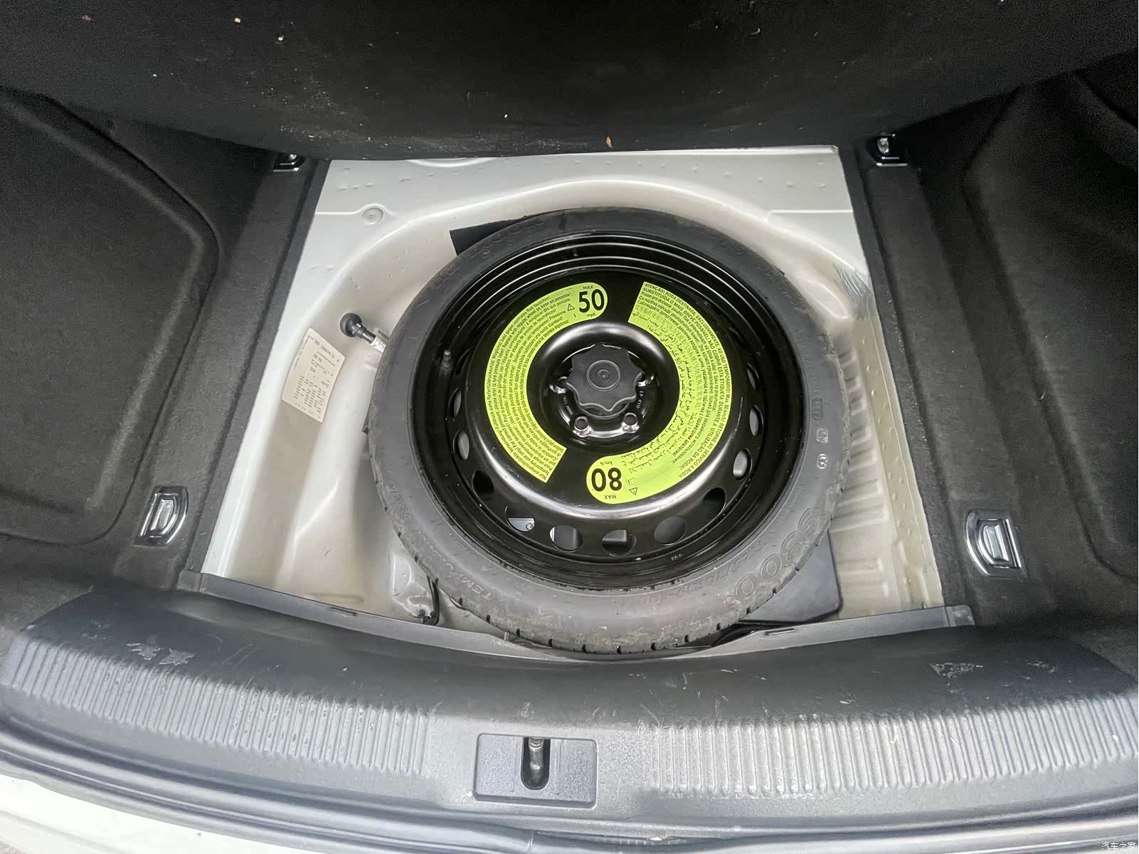 Audi A4L, 2015 9