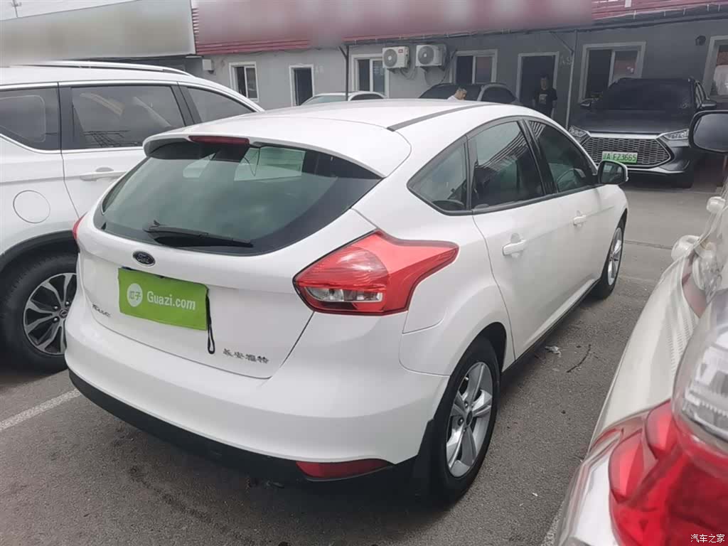 Ford Focus, 2019 7