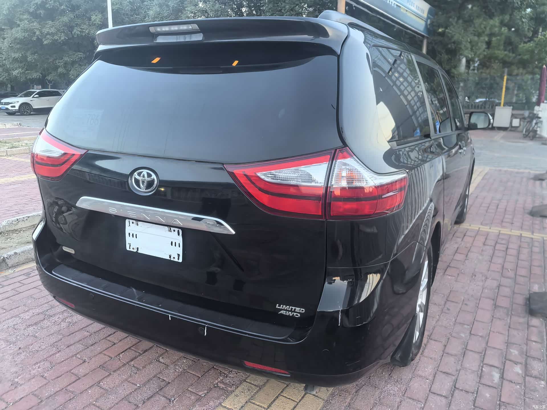 Toyota Sienna, 2017 8