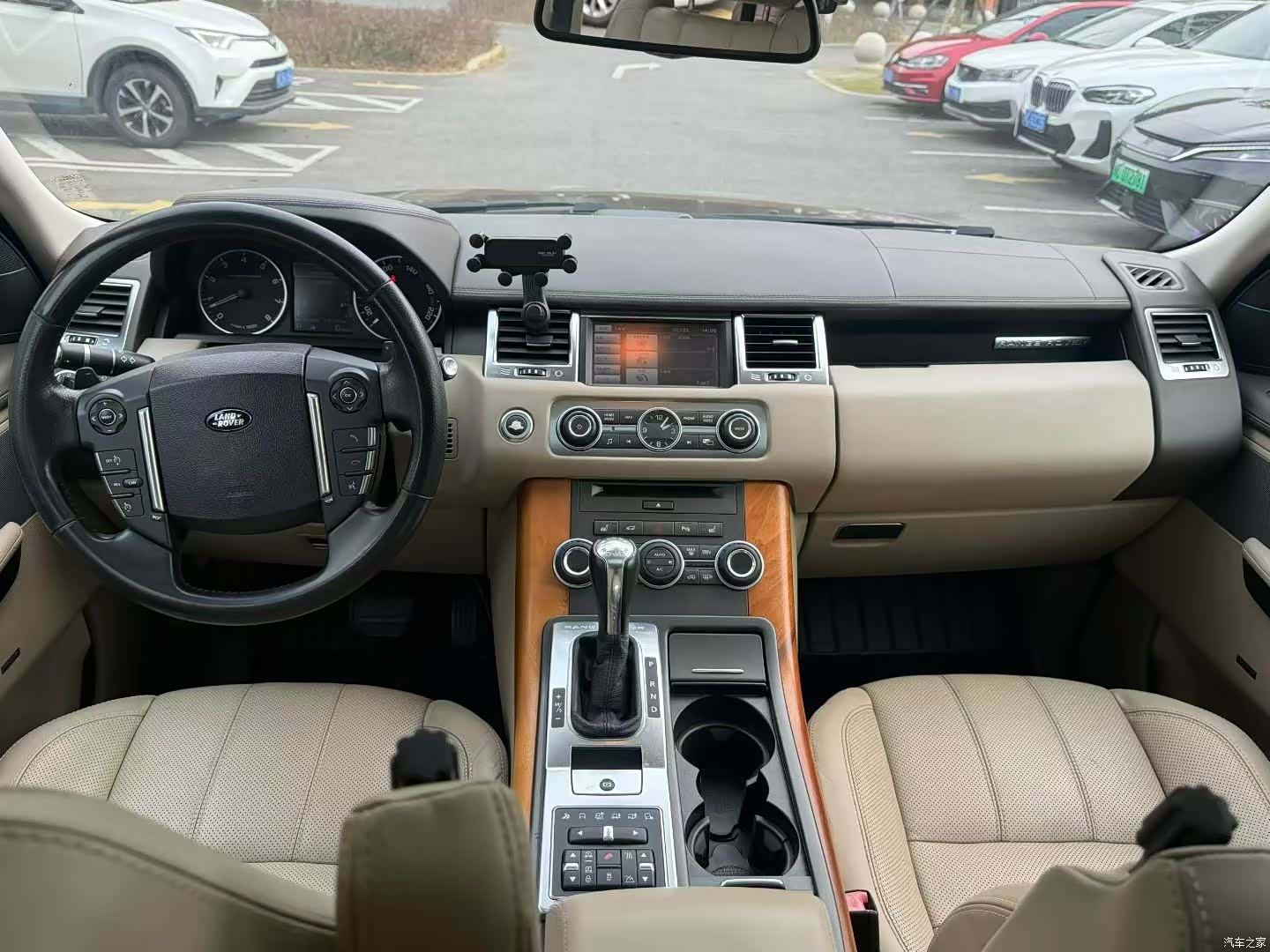 Land Rover Range Rover, 2012 9