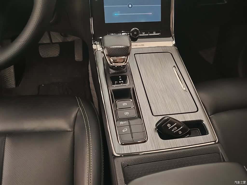 Roewe RX5, 2022 14