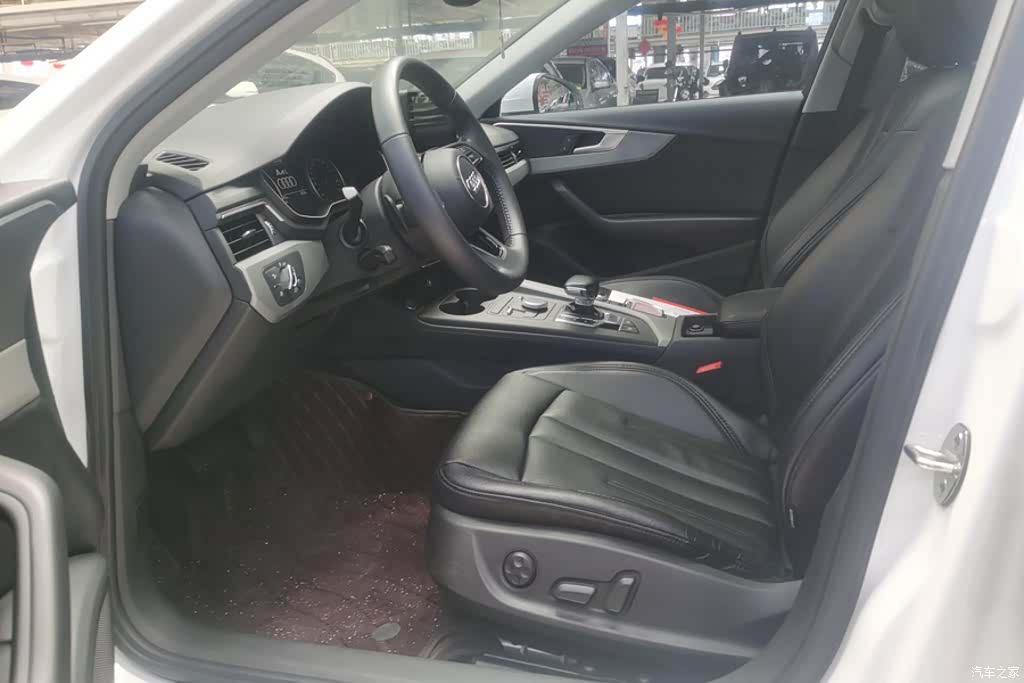 Audi A4L, 2017 9