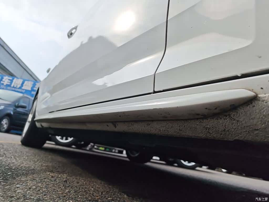 Audi A4L, 2017 21