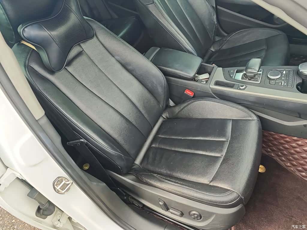 Audi A4L, 2017 25