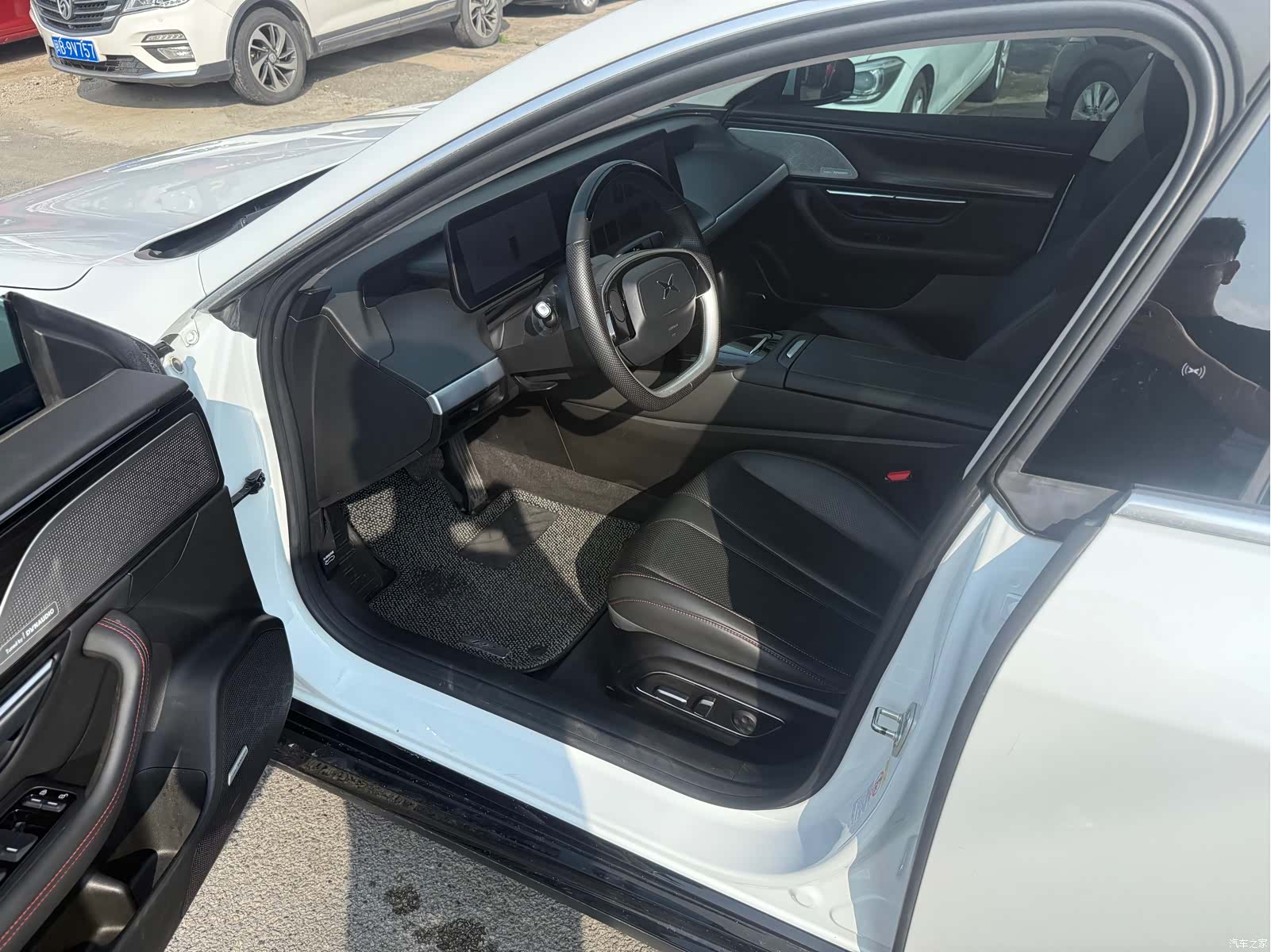 Xpeng P7, 2022 9