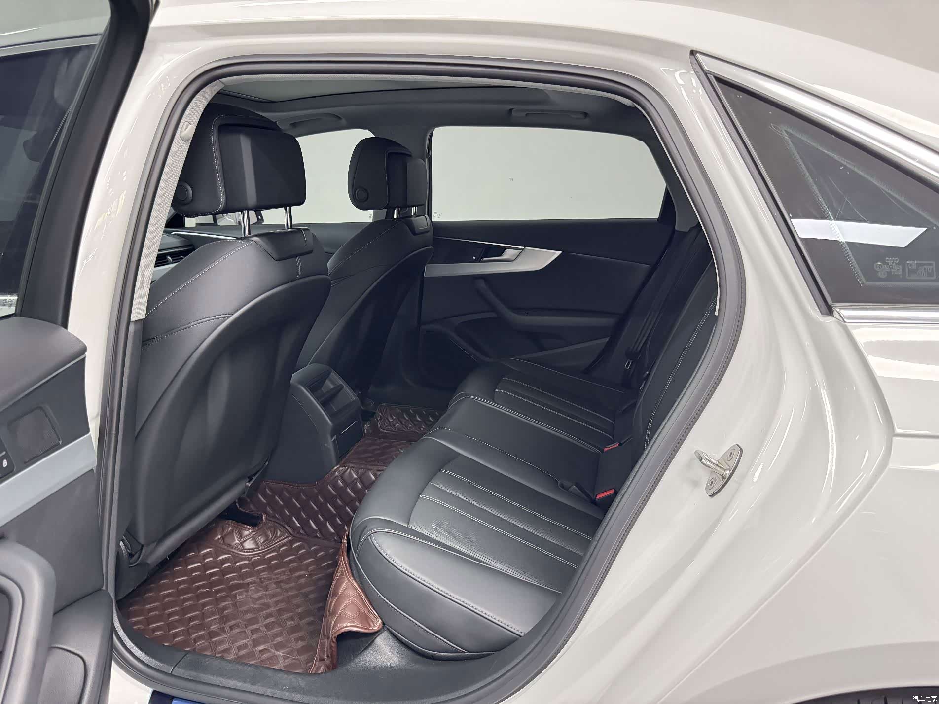 Audi A4L, 2023 17