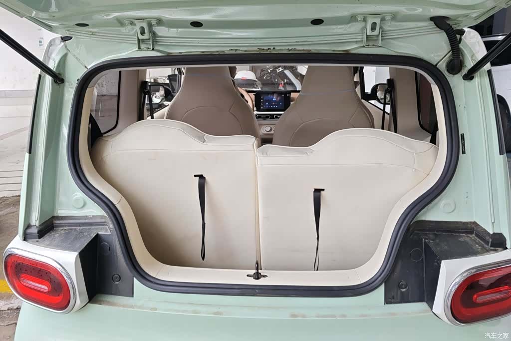 Wuling MINIEV, 2024 4