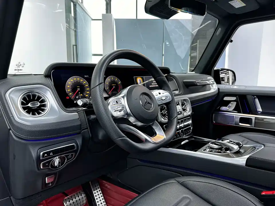 Mercedes-Benz G-class