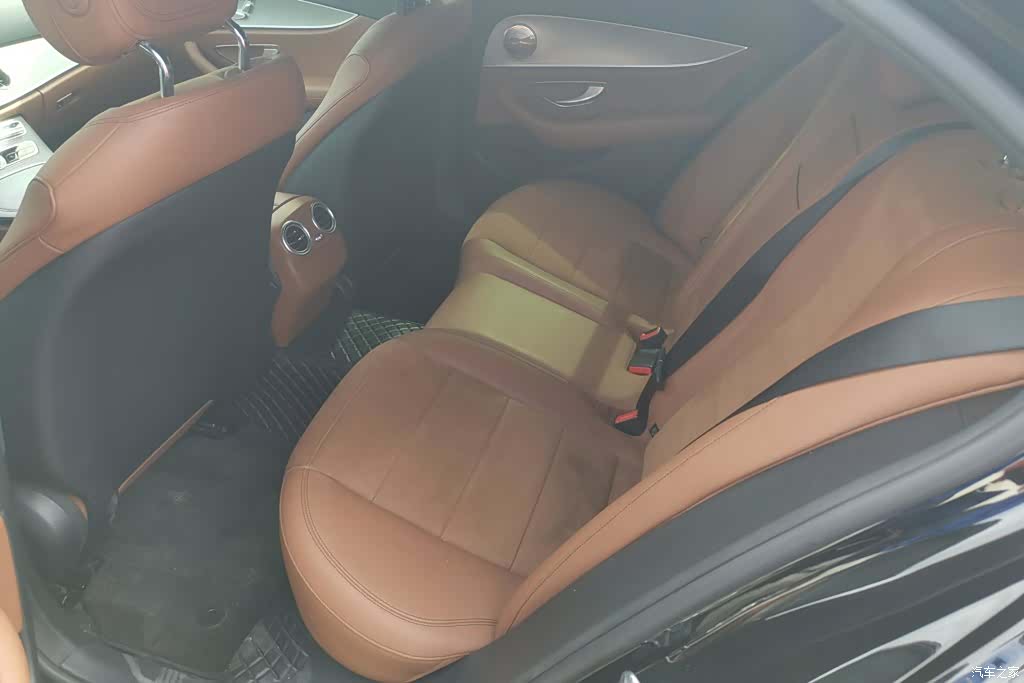 Mercedes-Benz E-Class, 2017 11