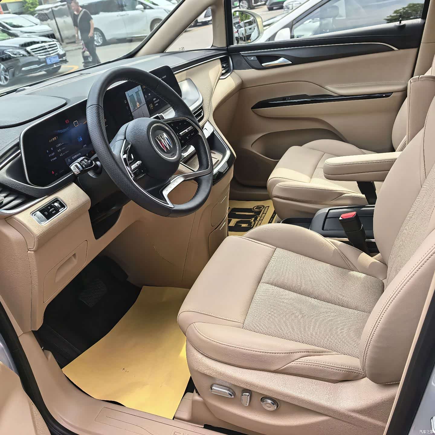 Buick GL8, 2025 7