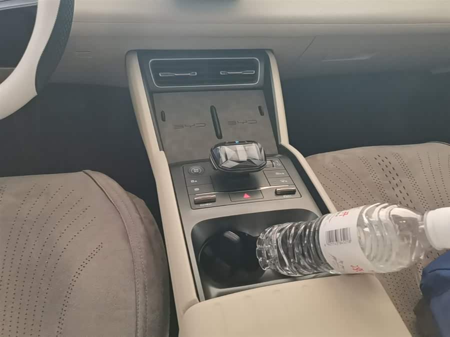 BYD Qin L 2025, фото 14