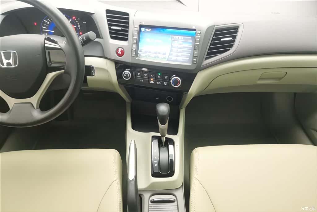 Honda Civic, 2013 16