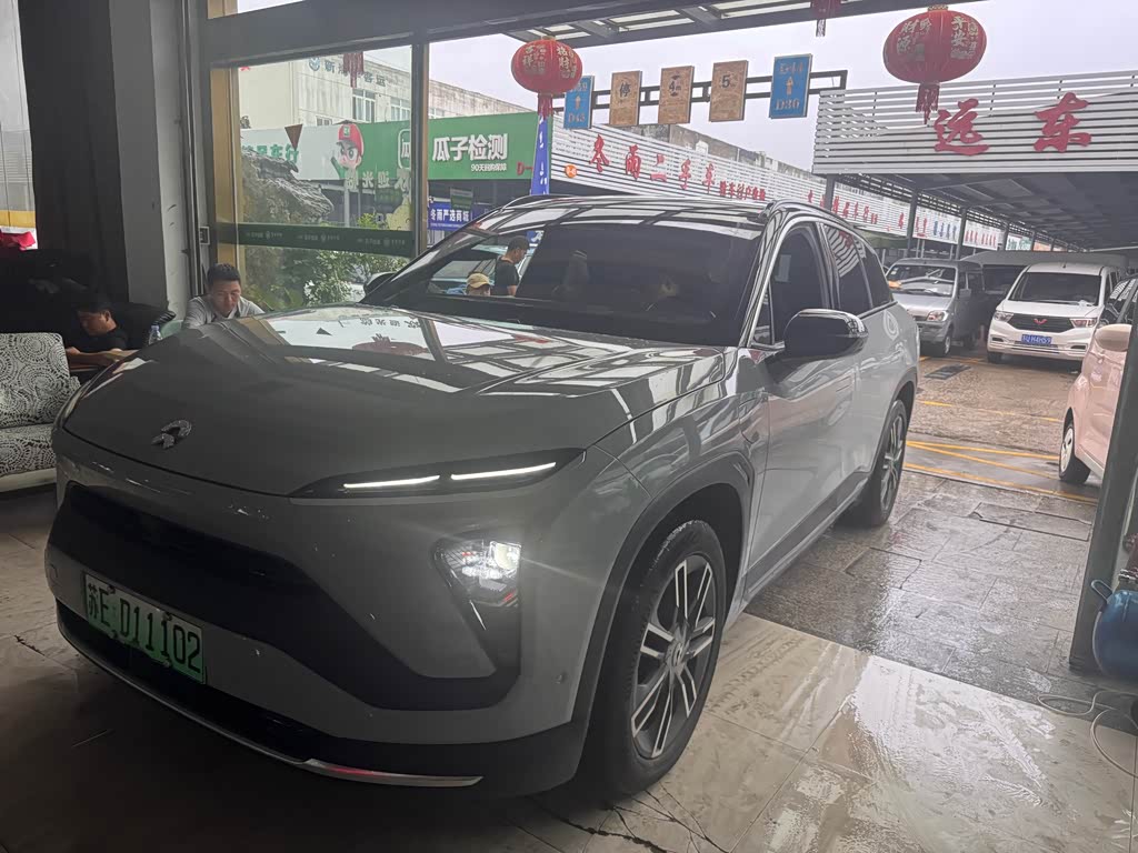 NIO ES6