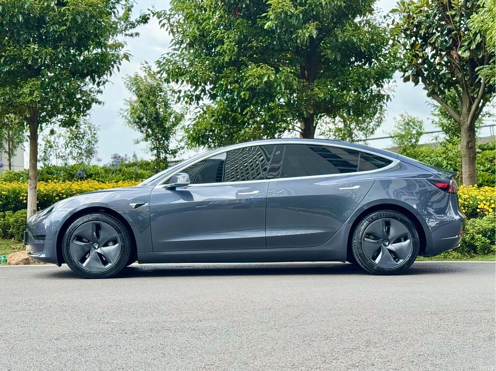 Tesla Model 3, 2021 10