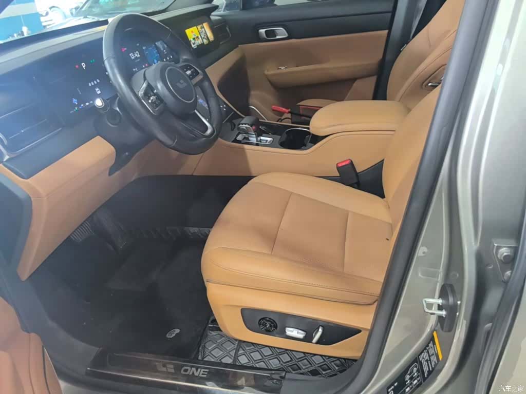 Li Auto ONE, 2021 15